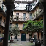 Nel Salotto Di - Spaziosa - Ideale Per Famiglie E Gruppi דירה