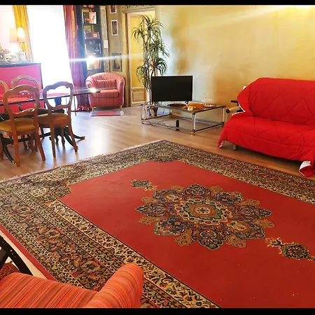 Centralissimo - Per Gruppi E Famiglie Apartmán *